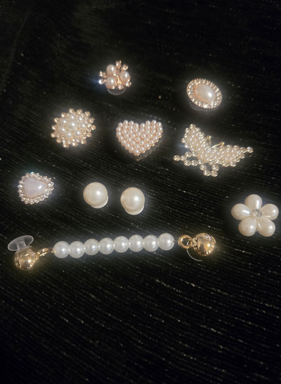 Jibbitz Shoe Charms Pearls And Gold Heart Butterfly Flowers